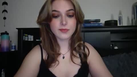 Snapshot of auroralightz1 chatting on 02/14/26, 03:36 auroralightz1 online show from 02/14/26, 03:36