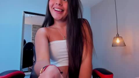 auroramartin2 online show from 03/10/25, 10:13