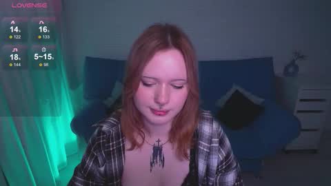 Snapshot of auroramour chatting on 10/18/25, 01:34 Aurora online show from 10/18/25, 01:34