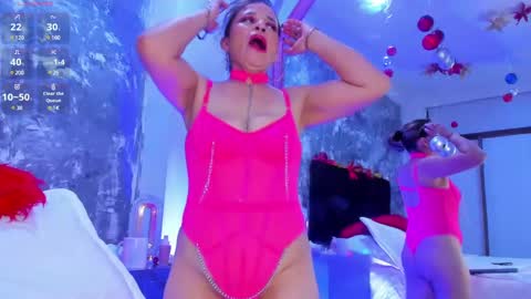 Snapshot of aurorarojas chatting on 12/27/24, 06:03 Aurora Rojas online show from 12/27/24, 06:03