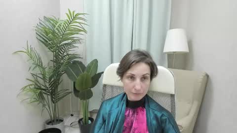 Snapshot of aurorascript chatting on 01/13/26, 04:12 Aurora online show from 01/13/26, 04:12