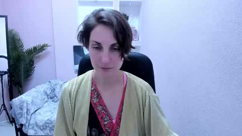 Snapshot of aurorascript chatting on 02/04/26, 04:24 Aurora online show from 02/04/26, 04:24