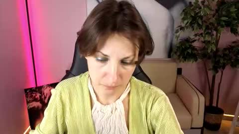 Snapshot of aurorascript chatting on 03/03/26, 06:36 Aurora online show from 03/03/26, 06:36