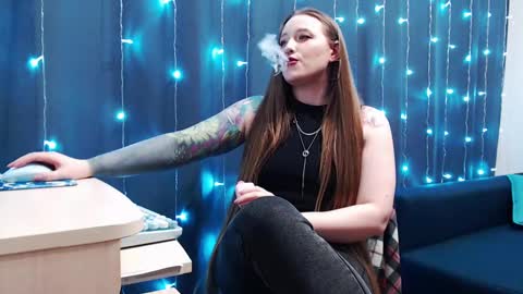 Snapshot of auroraunique chatting on 02/21/25, 06:26 Aurora online show from 02/21/25, 06:26