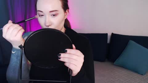 Snapshot of auroraunique chatting on 03/28/26, 06:46 Aurora online show from 03/28/26, 06:46