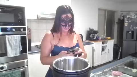 Snapshot of ausbunnyx chatting on 06/18/26, 11:31 Ausbunnyx online show from 06/18/26, 11:31