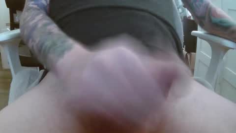 Snapshot of ausmopolitan chatting on 11/20/25, 12:22 ausmopolitan online show from 11/20/25, 12:22