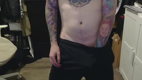 Snapshot of ausmopolitan chatting on 03/23/26, 02:26 ausmopolitan online show from 03/23/26, 02:26