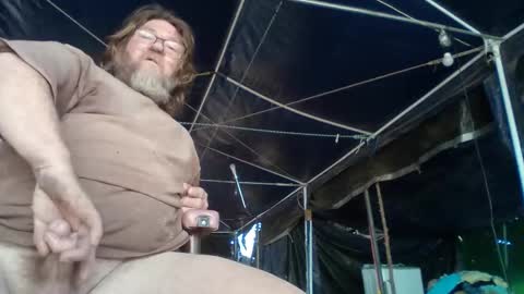 Snapshot of aussie166884 chatting on 10/12/25, 10:09 aussie166884 online show from 10/12/25, 10:09