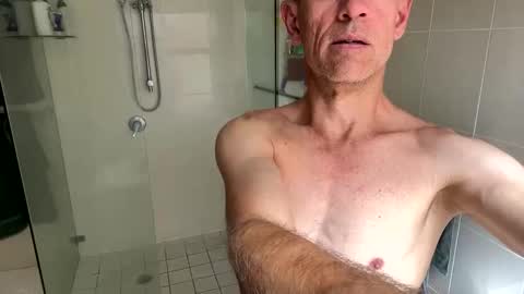 Snapshot of aussie_aza chatting on 10/08/25, 03:37 Aussie azza online show from 10/08/25, 03:37