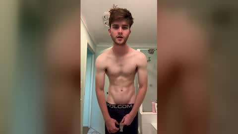 aussieboyethan online show from 04/01/26, 04:57