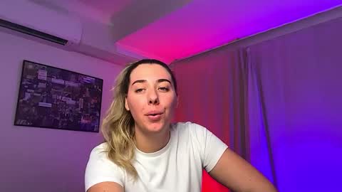 Snapshot of aussielulu chatting on 03/11/26, 09:37 aussielulu online show from 03/11/26, 09:37