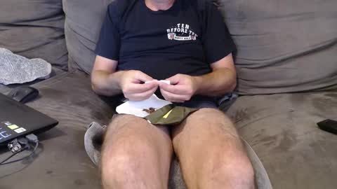 Snapshot of aussiemanvslady chatting on 12/06/24, 12:23 AussieDeviantsAnomymous online show from 12/06/24, 12:23