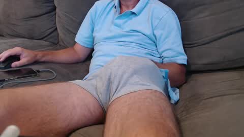 Snapshot of aussiemanvslady chatting on 01/07/25, 03:24 AussieDeviantsAnomymous online show from 01/07/25, 03:24