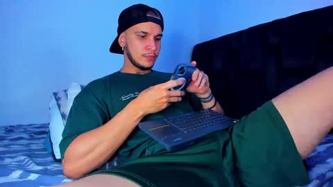 A online show from 12/21/24, 01:58