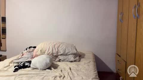 Snapshot of austinavril chatting on 03/04/26, 02:28 austinavril online show from 03/04/26, 02:28