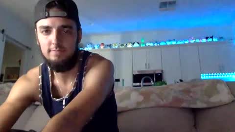 Snapshot of austincutieyes chatting on 09/11/25, 08:42 AudiEna online show from 09/11/25, 08:42