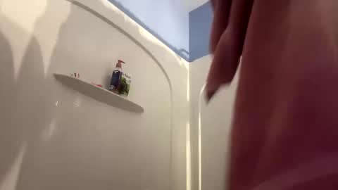 Snapshot of austinmotley1 chatting on 04/06/26, 03:46 Austin online show from 04/06/26, 03:46