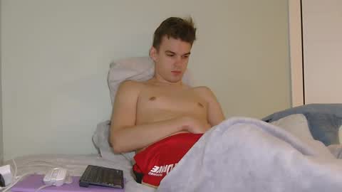 Auston 3 online show from 09/29/25, 10:03