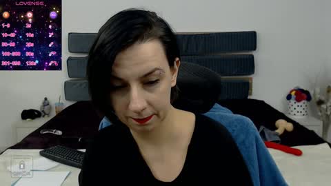Snapshot of autumnopal chatting on 01/22/25, 02:37 AutumnOpal online show from 01/22/25, 02:37