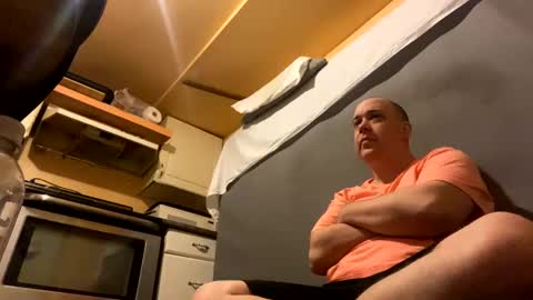 Snapshot of auz1812 chatting on 01/01/25, 06:15 Auz online show from 01/01/25, 06:15