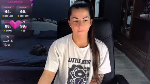 Snapshot of ava__doll chatting on 01/07/25, 12:09 Ava online show from 01/07/25, 12:09