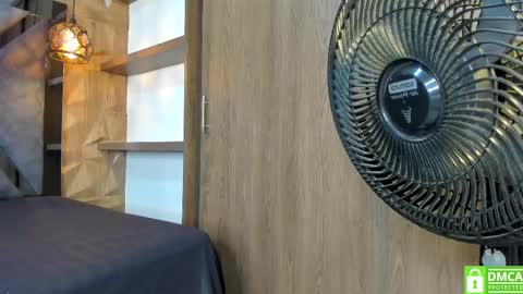 ava_bonny online show from 09/21/25, 04:03