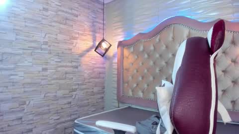              online show from 01/09/25, 10:52