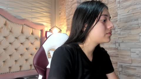              online show from 01/18/25, 02:47