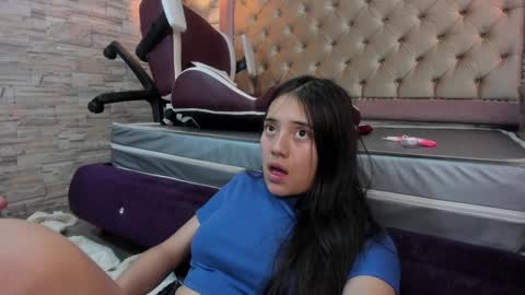              online show from 01/21/25, 12:04