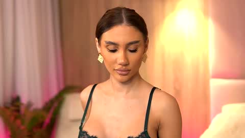 Snapshot of ava_heath chatting on 01/03/25, 04:33 Ava online show from 01/03/25, 04:33