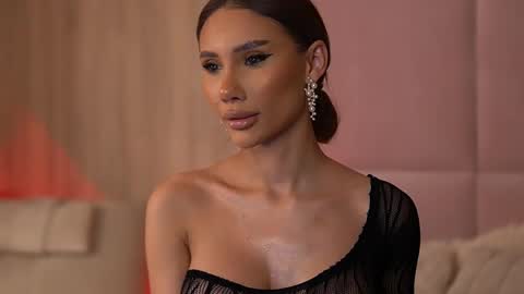 Snapshot of ava_heath chatting on 02/13/25, 09:38 Ava online show from 02/13/25, 09:38