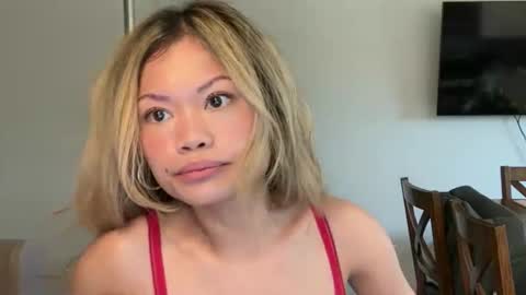 Little Ava  online show from 04/10/26, 06:01