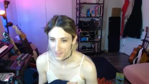 Snapshot of ava_reinhart_999 chatting on 05/07/26, 08:58 Ava online show from 05/07/26, 08:58