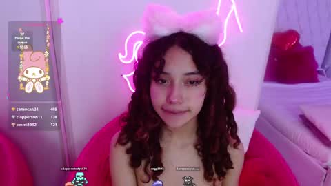 Snapshot of ava_williams_ chatting on 02/15/25, 04:45 AVA online show from 02/15/25, 04:45