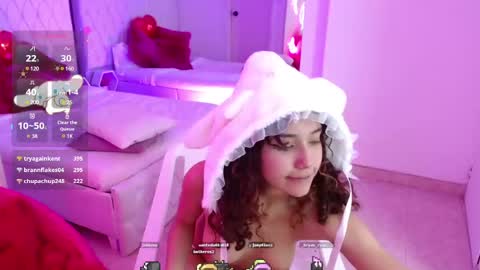 Snapshot of ava_williams_ chatting on 02/25/25, 07:14 AVA online show from 02/25/25, 07:14