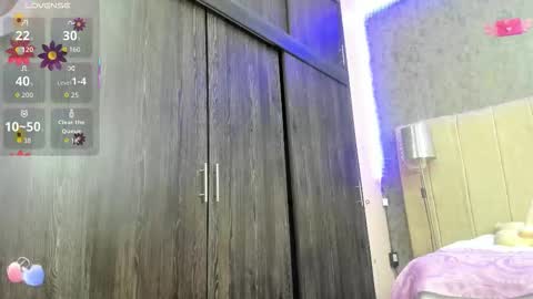 Snapshot of avaa_am chatting on 02/12/26, 02:06 AVA online show from 02/12/26, 02:06