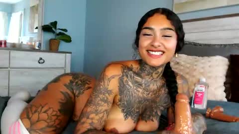 Ava Eve online show from 10/21/25, 05:24