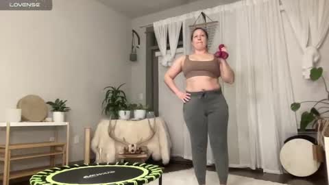 Snapshot of avabradley chatting on 01/09/25, 02:01 Ava . Support my channel by using my affiliate link to make your account Thanks online show from 01/09/25, 02:01