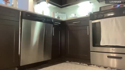 Snapshot of avabradley chatting on 03/01/25, 04:54 Ava . Support my channel by using my affiliate link to make your account Thanks online show from 03/01/25, 04:54