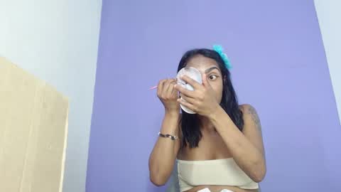 Snapshot of avalericherrycm101 chatting on 09/26/25, 08:35 avalericherrycm101 online show from 09/26/25, 08:35