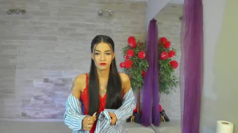 Monica online show from 04/21/26, 07:28