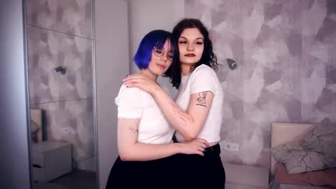 Snapshot of avaobierne chatting on 11/19/25, 07:58 avaobierne online show from 11/19/25, 07:58