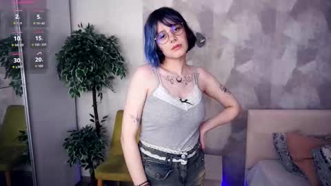 Snapshot of avaobierne chatting on 12/16/25, 07:19 avaobierne online show from 12/16/25, 07:19