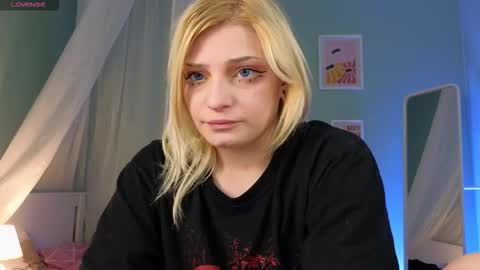 avasun online show from 03/11/26, 01:22