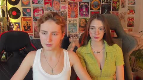 Avie online show from 01/11/25, 12:12