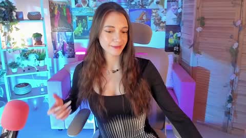 Avie online show from 01/13/25, 05:55