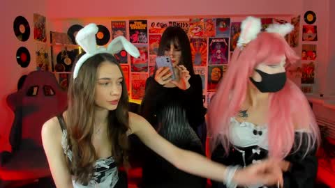 Avie online show from 01/30/25, 06:21