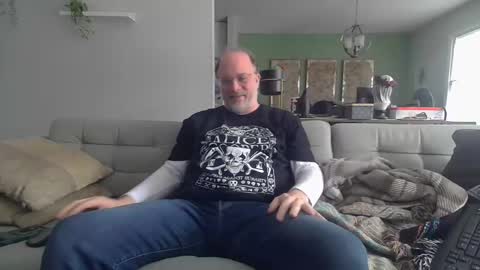 Snapshot of averagegreg chatting on 02/06/26, 05:49 Greg online show from 02/06/26, 05:49