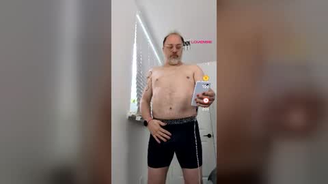 Snapshot of averagegreg chatting on 07/09/26, 11:47 Greg online show from 07/09/26, 11:47